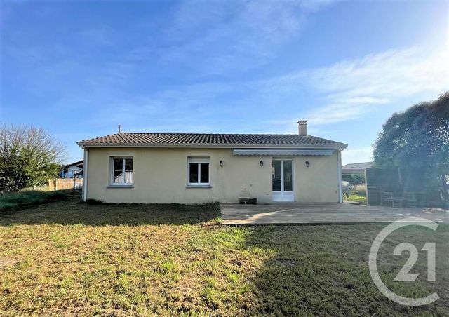 maison à vendre - 4 pièces - 72.4 m2 - PUGNAC - 33 - AQUITAINE - Century 21 Estuaire