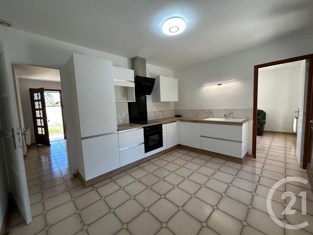 maison à vendre - 5 pièces - 101.8 m2 - ST ANDRE DE CUBZAC - 33 - AQUITAINE - Century 21 Estuaire