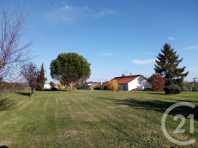 maison à vendre - 6 pièces - 164.0 m2 - ST ANDRE DE CUBZAC - 33 - AQUITAINE - Century 21 Estuaire