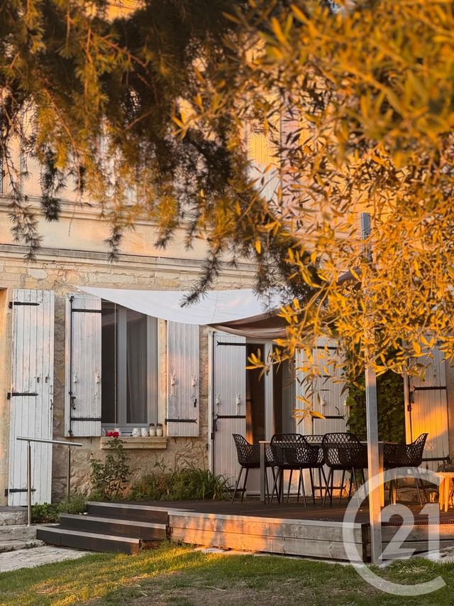 maison à vendre - 8 pièces - 240.32 m2 - FRONSAC - 33 - AQUITAINE - Century 21 Estuaire