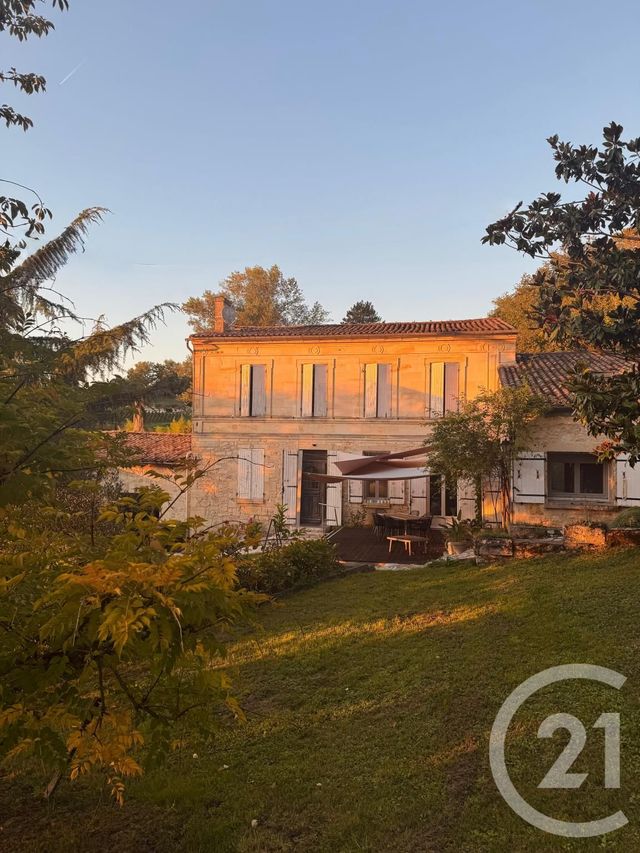 maison à vendre - 8 pièces - 240.32 m2 - FRONSAC - 33 - AQUITAINE - Century 21 Estuaire