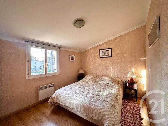 maison à vendre - 5 pièces - 126.69 m2 - ST LAURENT D ARCE - 33 - AQUITAINE - Century 21 Estuaire