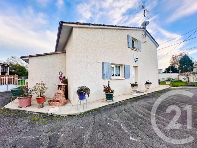 maison à vendre - 5 pièces - 126.69 m2 - ST LAURENT D ARCE - 33 - AQUITAINE - Century 21 Estuaire