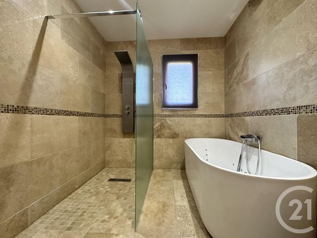 maison à vendre - 4 pièces - 102.22 m2 - ST ANDRE DE CUBZAC - 33 - AQUITAINE - Century 21 Estuaire