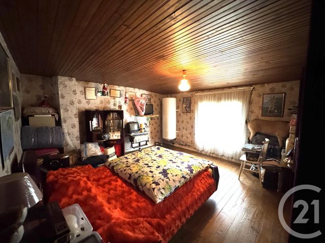 maison à vendre - 5 pièces - 202.0 m2 - TIZAC DE LAPOUYADE - 33 - AQUITAINE - Century 21 Estuaire