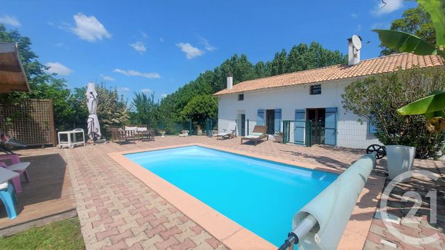 maison à vendre - 7 pièces - 167.67 m2 - LARUSCADE - 33 - AQUITAINE - Century 21 Estuaire
