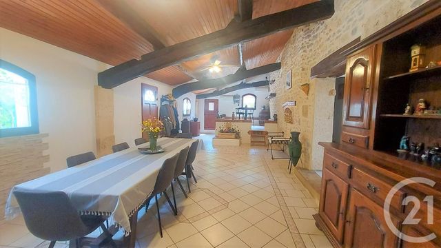 maison à vendre - 7 pièces - 167.67 m2 - LARUSCADE - 33 - AQUITAINE - Century 21 Estuaire
