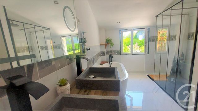 maison à vendre - 7 pièces - 167.67 m2 - LARUSCADE - 33 - AQUITAINE - Century 21 Estuaire