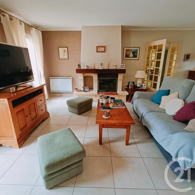 maison à vendre - 4 pièces - 126.0 m2 - ST CAPRAIS DE BLAYE - 33 - AQUITAINE - Century 21 Estuaire