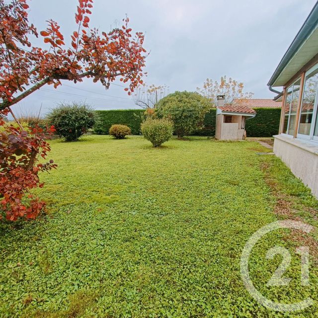 maison à vendre - 4 pièces - 126.0 m2 - ST CAPRAIS DE BLAYE - 33 - AQUITAINE - Century 21 Estuaire