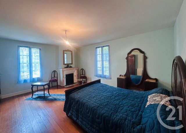 maison à vendre - 8 pièces - 201.03 m2 - VAL DE VIRVEE - 33 - AQUITAINE - Century 21 Estuaire