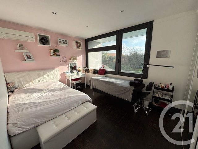 maison à vendre - 6 pièces - 159.1 m2 - AMBARES ET LAGRAVE - 33 - AQUITAINE - Century 21 Estuaire