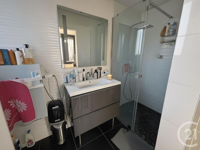 maison à vendre - 6 pièces - 159.1 m2 - AMBARES ET LAGRAVE - 33 - AQUITAINE - Century 21 Estuaire