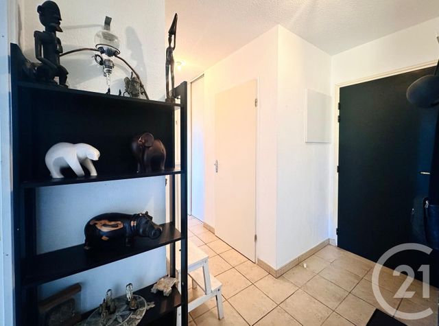 Appartement T3 à vendre - 3 pièces - 53.07 m2 - BLAYE - 33 - AQUITAINE - Century 21 Estuaire