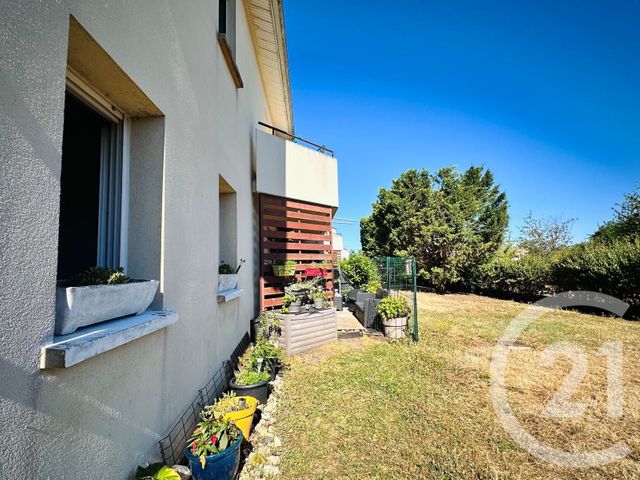 Appartement T3 à vendre - 3 pièces - 53.07 m2 - BLAYE - 33 - AQUITAINE - Century 21 Estuaire