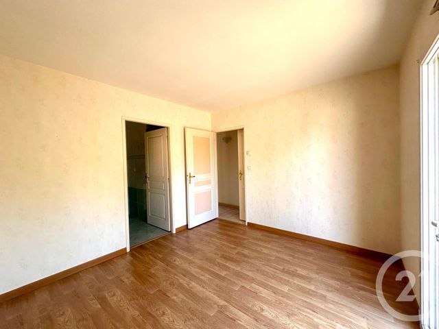 maison à vendre - 4 pièces - 118.32 m2 - ST ANDRE DE CUBZAC - 33 - AQUITAINE - Century 21 Estuaire