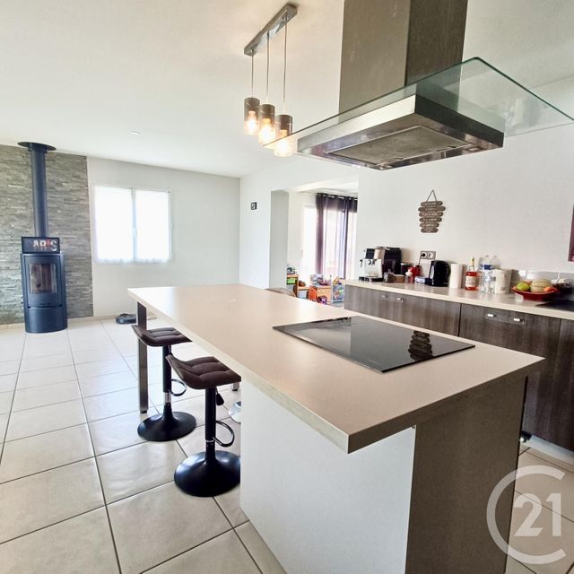 maison à vendre - 7 pièces - 135.34 m2 - LUGON ET L ILE DU CARNAY - 33 - AQUITAINE - Century 21 Estuaire