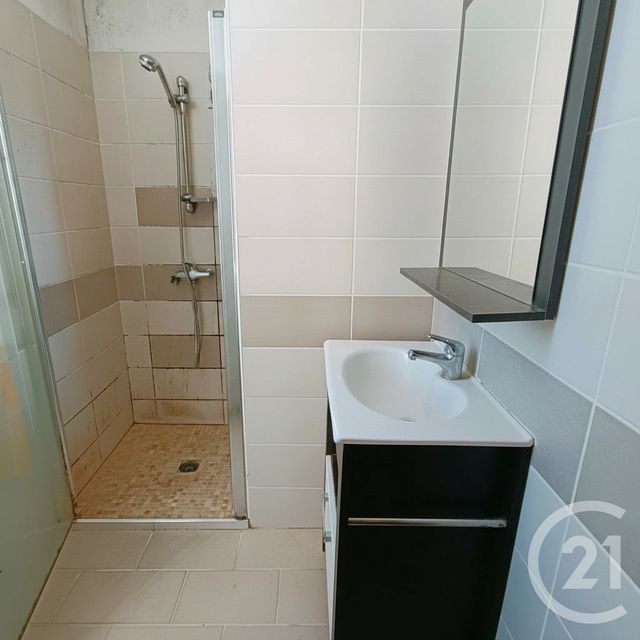 maison à vendre - 5 pièces - 110.0 m2 - PRIGNAC ET MARCAMPS - 33 - AQUITAINE - Century 21 Estuaire