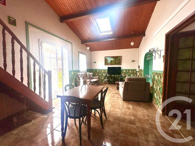 maison à vendre - 5 pièces - 105.22 m2 - ST YZAN DE SOUDIAC - 33 - AQUITAINE - Century 21 Estuaire