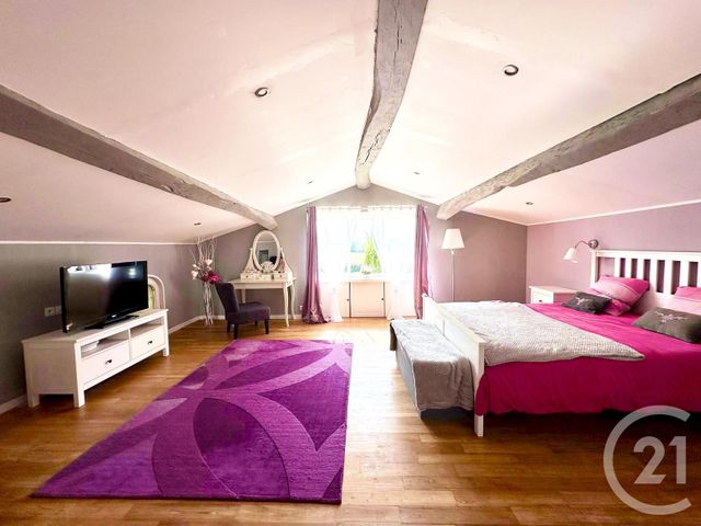 maison à vendre - 8 pièces - 265.0 m2 - PUGNAC - 33 - AQUITAINE - Century 21 Estuaire