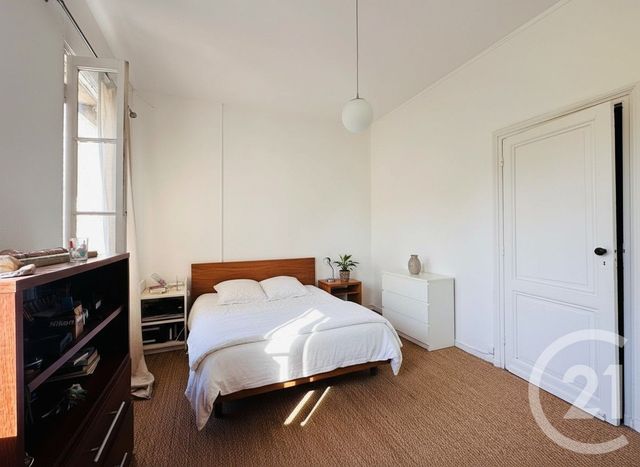 maison à vendre - 8 pièces - 215.56 m2 - ST ANDRE DE CUBZAC - 33 - AQUITAINE - Century 21 Estuaire