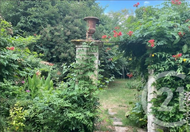 maison à vendre - 8 pièces - 215.56 m2 - ST ANDRE DE CUBZAC - 33 - AQUITAINE - Century 21 Estuaire