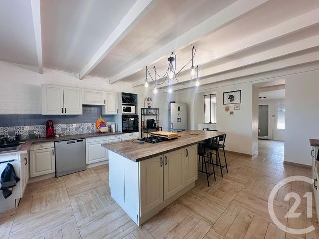 maison à vendre - 6 pièces - 163.0 m2 - BOURG SUR GIRONDE - 33 - AQUITAINE - Century 21 Estuaire