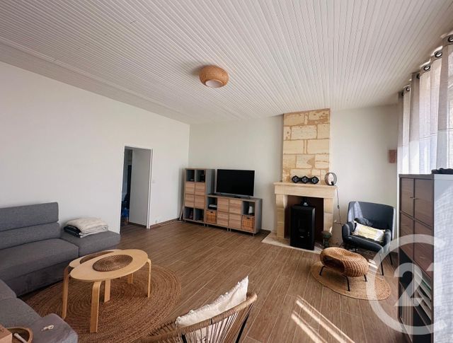 maison à vendre - 6 pièces - 163.0 m2 - BOURG SUR GIRONDE - 33 - AQUITAINE - Century 21 Estuaire