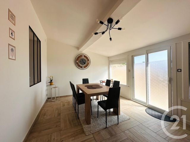 maison à vendre - 6 pièces - 163.0 m2 - BOURG SUR GIRONDE - 33 - AQUITAINE - Century 21 Estuaire