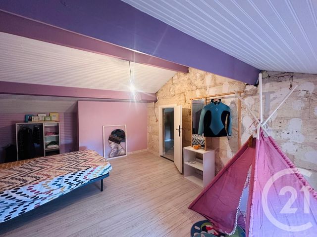 maison à vendre - 6 pièces - 163.0 m2 - BOURG SUR GIRONDE - 33 - AQUITAINE - Century 21 Estuaire