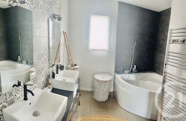 maison à vendre - 4 pièces - 94.16 m2 - ST ANDRE DE CUBZAC - 33 - AQUITAINE - Century 21 Estuaire