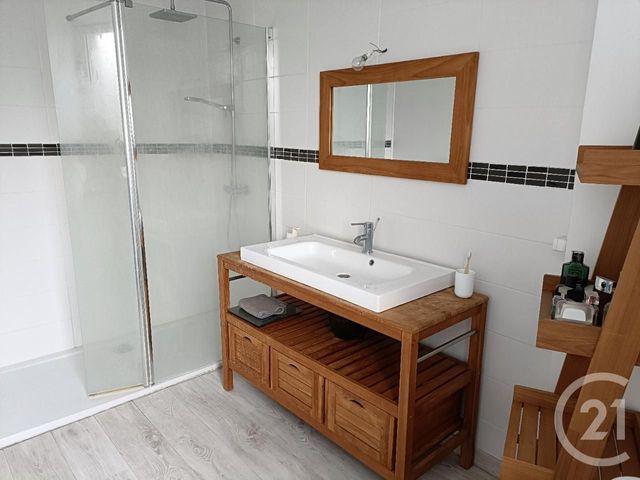 maison à vendre - 3 pièces - 73.0 m2 - ST ANDRE DE CUBZAC - 33 - AQUITAINE - Century 21 Estuaire