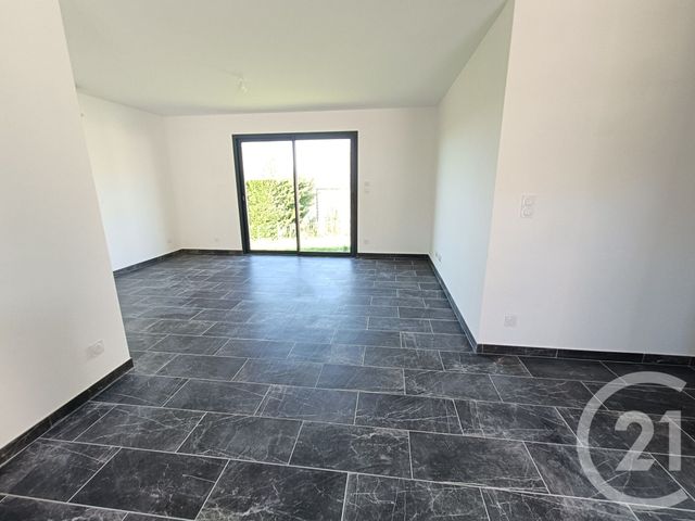 maison à louer - 4 pièces - 82.7 m2 - LARUSCADE - 33 - AQUITAINE - Century 21 Estuaire