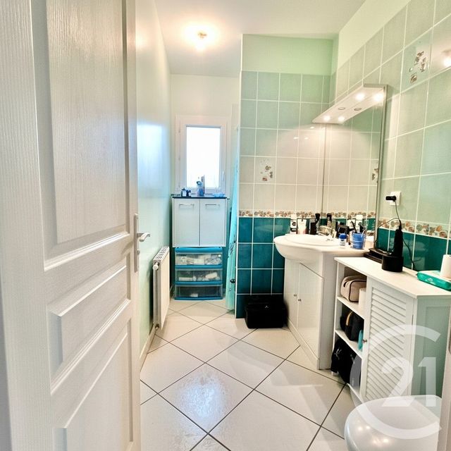 maison à vendre - 5 pièces - 92.51 m2 - LARUSCADE - 33 - AQUITAINE - Century 21 Estuaire