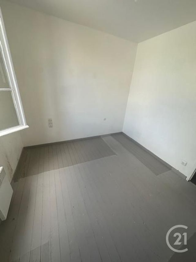 maison à vendre - 3 pièces - 76.0 m2 - AMBARES ET LAGRAVE - 33 - AQUITAINE - Century 21 Estuaire