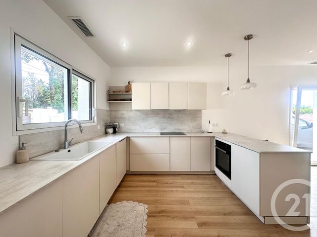 maison à vendre - 4 pièces - 117.0 m2 - CUBZAC LES PONTS - 33 - AQUITAINE - Century 21 Estuaire