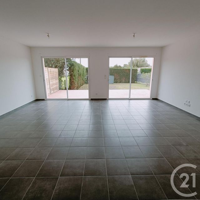 maison à louer - 4 pièces - 105.01 m2 - CUBZAC LES PONTS - 33 - AQUITAINE - Century 21 Estuaire