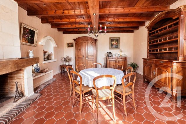 maison à vendre - 7 pièces - 280.0 m2 - ST ANDRE DE CUBZAC - 33 - AQUITAINE - Century 21 Estuaire