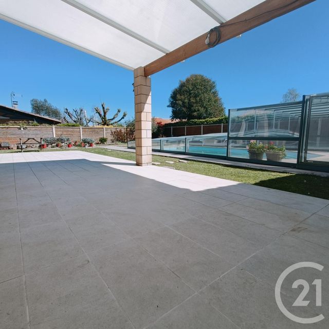 maison à vendre - 5 pièces - 135.4 m2 - ST LOUBES - 33 - AQUITAINE - Century 21 Estuaire