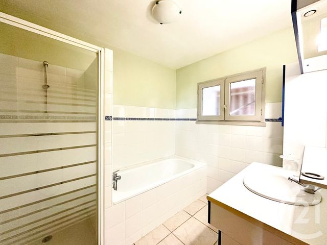 maison à vendre - 5 pièces - 185.0 m2 - BERSON - 33 - AQUITAINE - Century 21 Estuaire