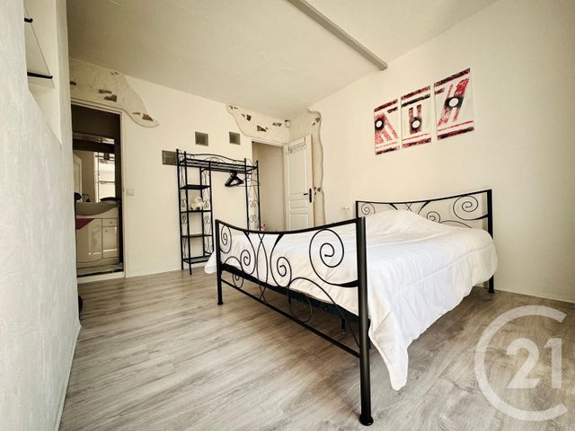 maison à vendre - 5 pièces - 165.86 m2 - ST PAUL - 33 - AQUITAINE - Century 21 Estuaire